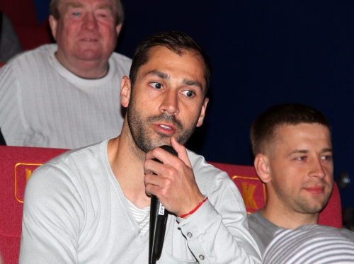 "Амкар" с болельщиками посмотрели фильм "Тренер"