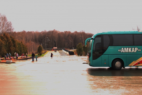«Амкар» возложил цветы к мемориалу «Скорбящая мать»