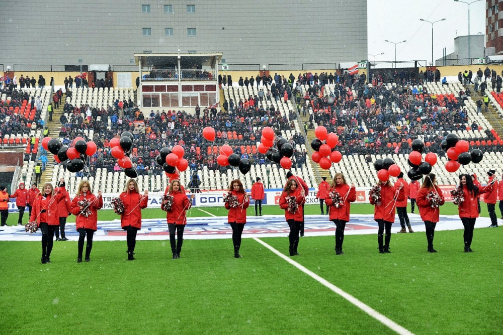 Девушки из группы Amkar Ladies поддержат команду в любую погоду!